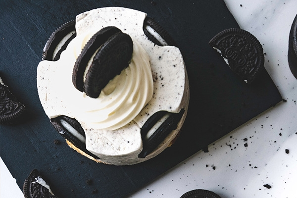 oreo cheesecake individual pieces.
